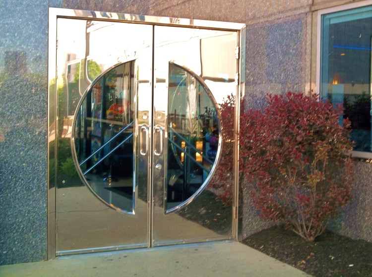 Entrance to the Collegeville Diner