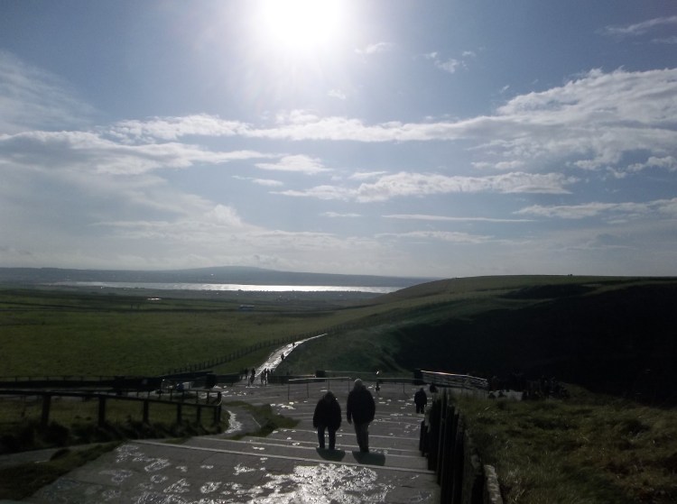 The Way By the Cliffs of Moher