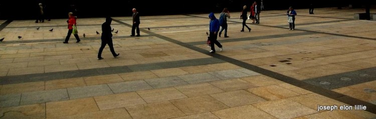 Walking on the grid in Derry